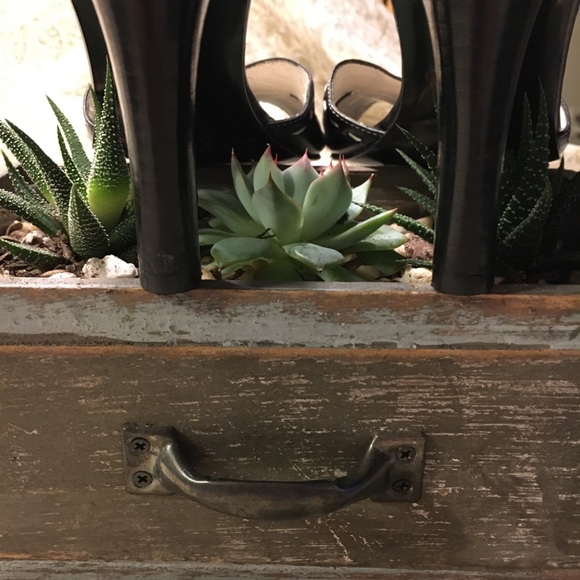 Bandolino Loreen Black Heels with Ankle Straps - Picture 5 of 8